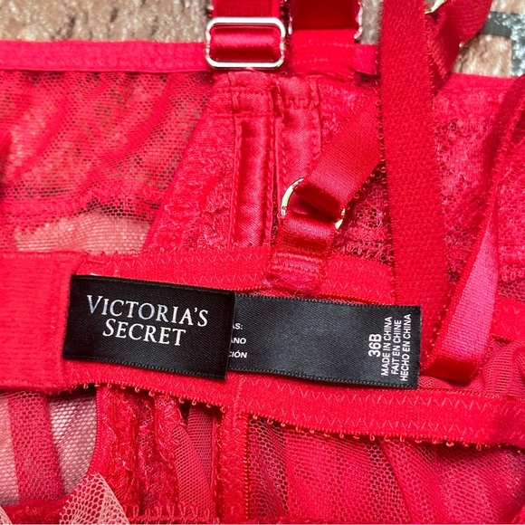 Victorias Secret Red Lace Corset 36B - Picture 5 of 7